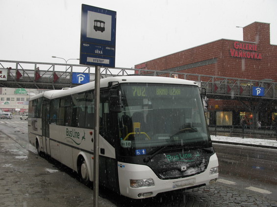 Od prosince 2011 pøevzal po vítìzství ve výbìrovém øízení provoz hned na 8 linkách semilský dopravce BusLine. S novými nízkopodlažními autobusy SOR nahradil v okolí Brna autobusy dopravcù SEBUS a Tourbus.