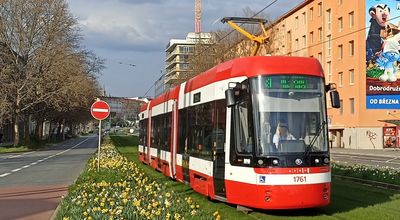 Brno má koneènì metro! Zas tak horké to není, ale výrazného pokroku pøeci jen mìstská doprava v jihomoravské metropoli dosáhla – otevøela zcela novou tramvajovou tra� vèetnì nejdelšího tramvajového tu...