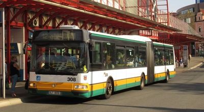 Tramvajov msto pod Jetdem je v posledn dob typick pedevm nkupem tramvajovch i autobusovch ojetin z rznch kout eska. Aktuln se vak zaalo blskat na lep asy, a to dky nkupu zce...