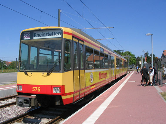 Jednosystémová vlakotramvaj na nové koneèné linky S2 ve Spöcku.
