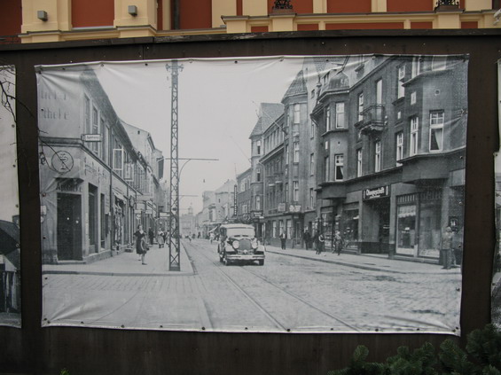 Kdysi dávno jezdily v ulicích tøetího nejvìtšího litevského mìsta také tramvaje. Dnes tu již najdete pouze autobusy.