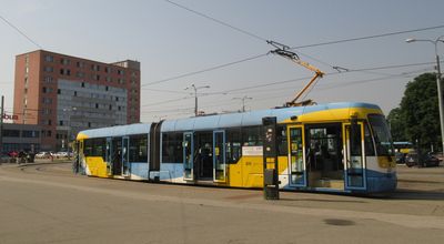 Druhé nejvìtší slovenské mìsto se za 5 let od poslední návštìvy opìt o nìco posunulo ke kvalitnìjší mìstské dopravì, pøibyly nové tramvaje, autobusy i elektrobusy. Chystá se dodávka nových velkokapaci...