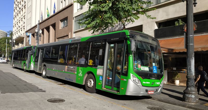 Jedny z nejnovìjších autobusù Caio standardní délky mají podvozky Volvo. Samozøejmostí je nízkopodlažnost a klimatizace.
