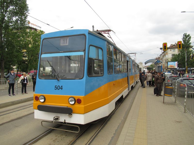 Kromì ojetých nìmeckých Düwagù má Sofie také cca 10 tìchto obousmìrných tramvají Sofia, které ale svou obousmìrnost nevyužívají. Najdete je napøíklad na severojižní tangenciální lince 11.