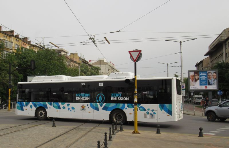 V Sofii jezdí od roku 2018 také 20 elektrobusù Yutong z Èíny. Normálních autobusù Yutong tu zatím jezdí cca 130.